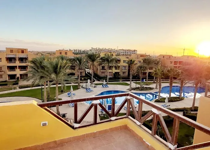 Mountain View Sokhna 2, Sea And Pool View, 3 Bedrooms, Penthouse With Roof- Families Only Alpesi faház