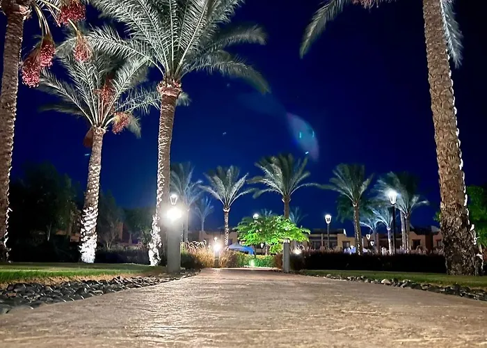 Mountain View Sokhna 2, Sea And Pool View, 3 Bedrooms, Penthouse With Roof- Families Only *